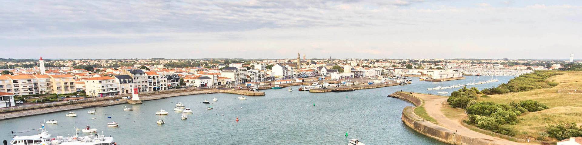 PLAGE DE LA PELLE A PORTEAU - Office de Tourisme du Pays de Saint Gilles  Croix de vie