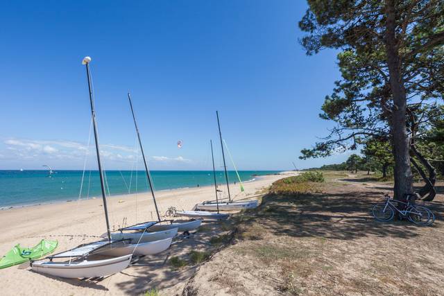 Plage côte Est © R. Laurent - OT Ile d'Yeu