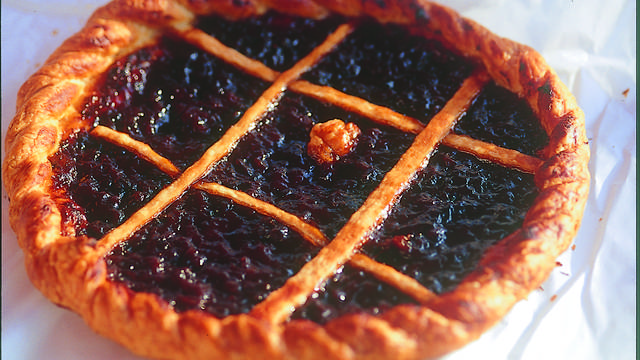 tarte aux pruneaux, ile d'Yeu