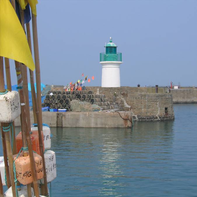 Le phare du quai du Canada, Port-Joinville, Ile d'Yeu
